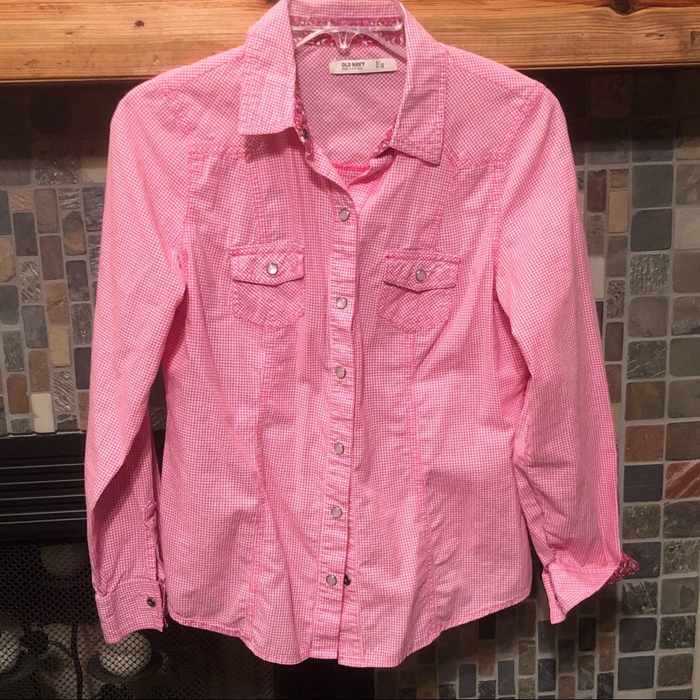 ‼️BOGO‼️Pink plaid button down